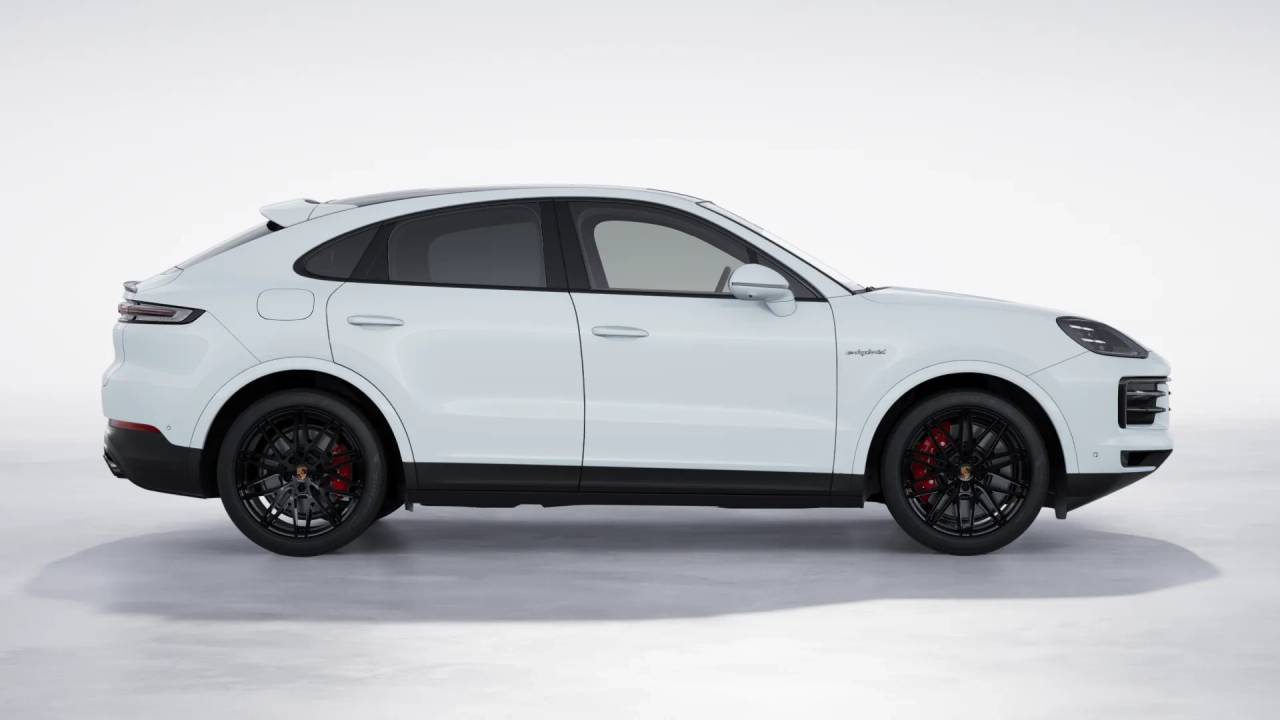 2026 Porsche Cayenne S E-Hybrid Coupe photo 7