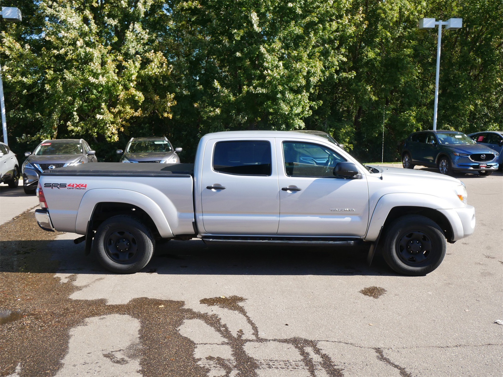 Used 2011 Toyota Tacoma Base with VIN 3TMMU4FNXBM028971 for sale in Maplewood, Minnesota
