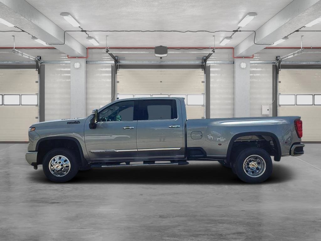2026 Chevrolet Silverado 3500HD High Country photo 4