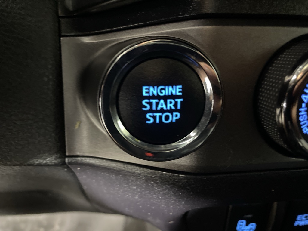 2021 Toyota Tacoma TRD Off-Road photo 24