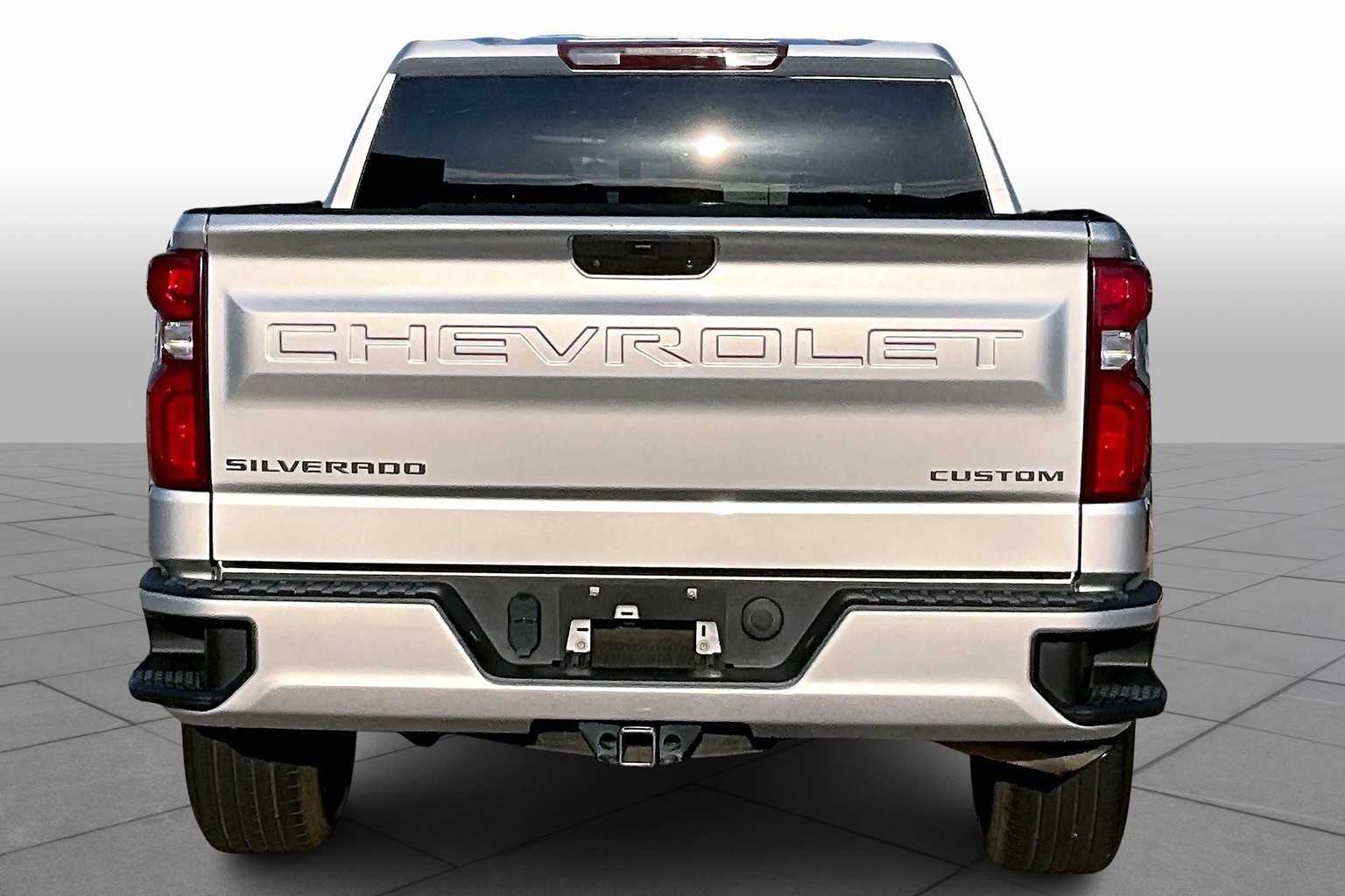 2020 Chevrolet Silverado 1500 Custom photo 4