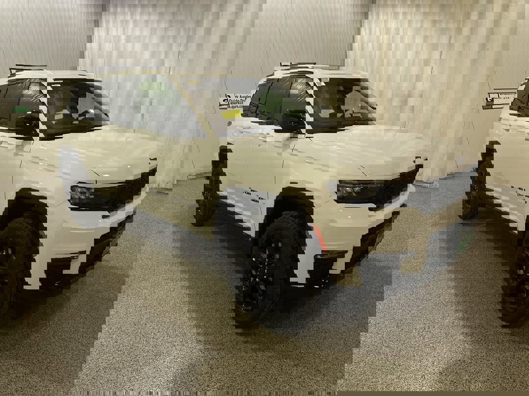 2025 Jeep Grand Cherokee L Limited's photo