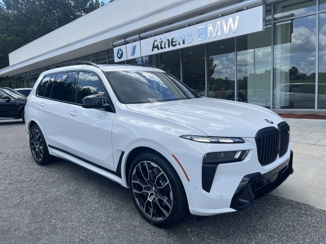 2026 BMW X7