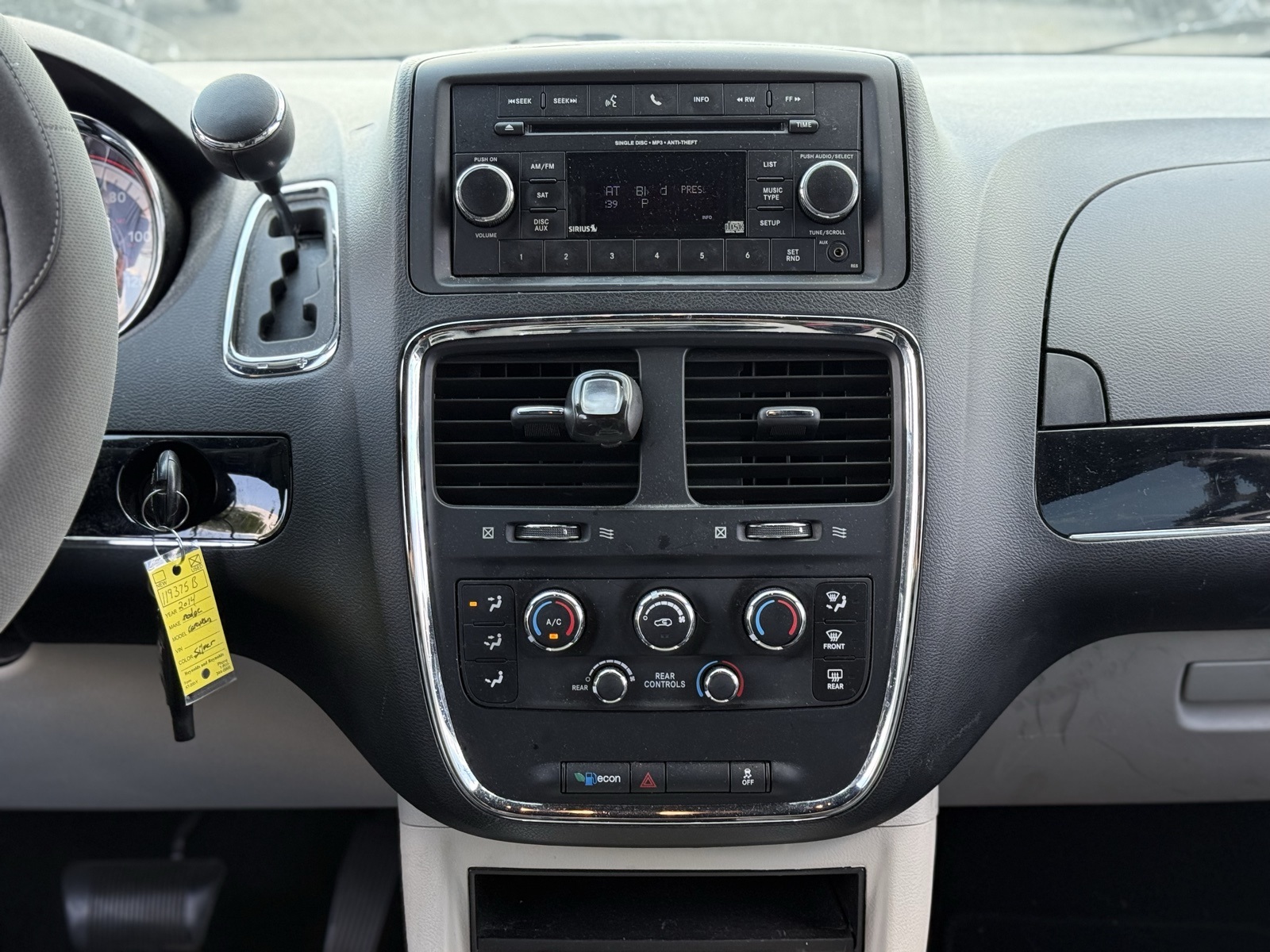 2014 Dodge Grand Caravan SXT photo 10