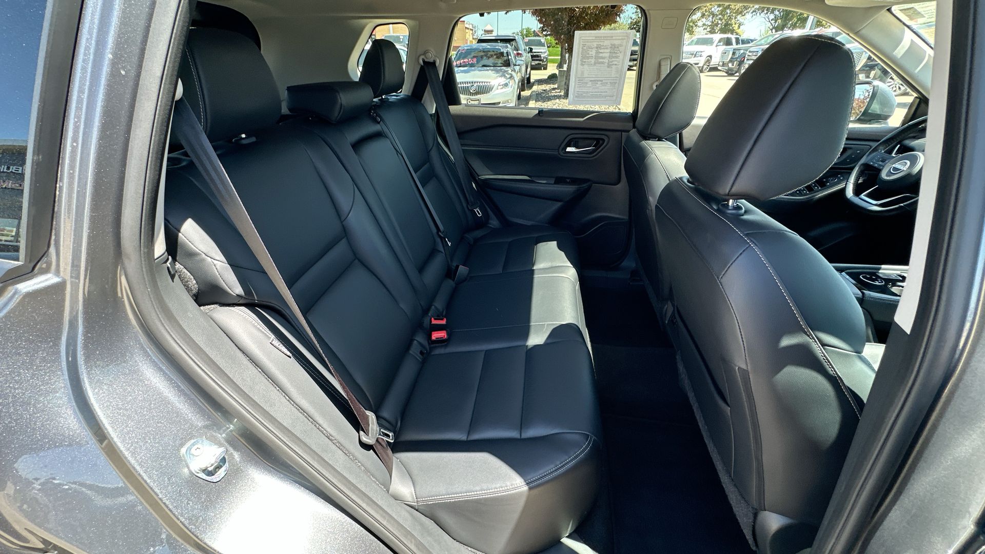 2023 Nissan Rogue SL AWD photo 25