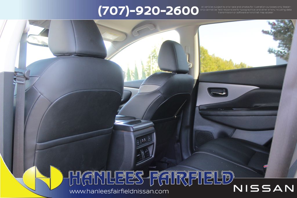 2023 Nissan Murano SL photo 16