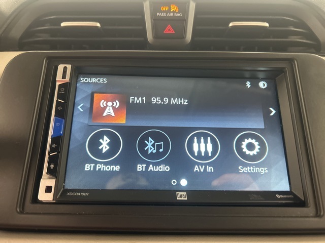 2021 Nissan Versa 1.6 SV photo 15