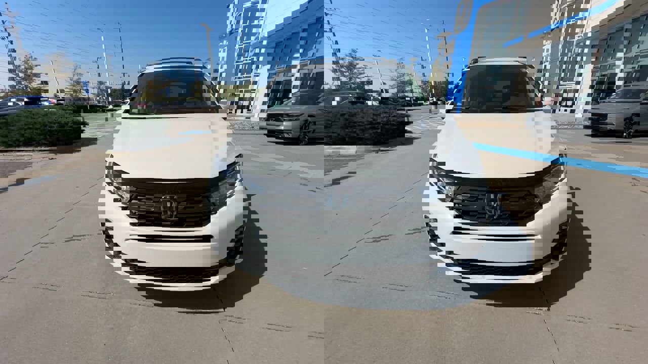 2026 Honda Odyssey EX-L photo 3