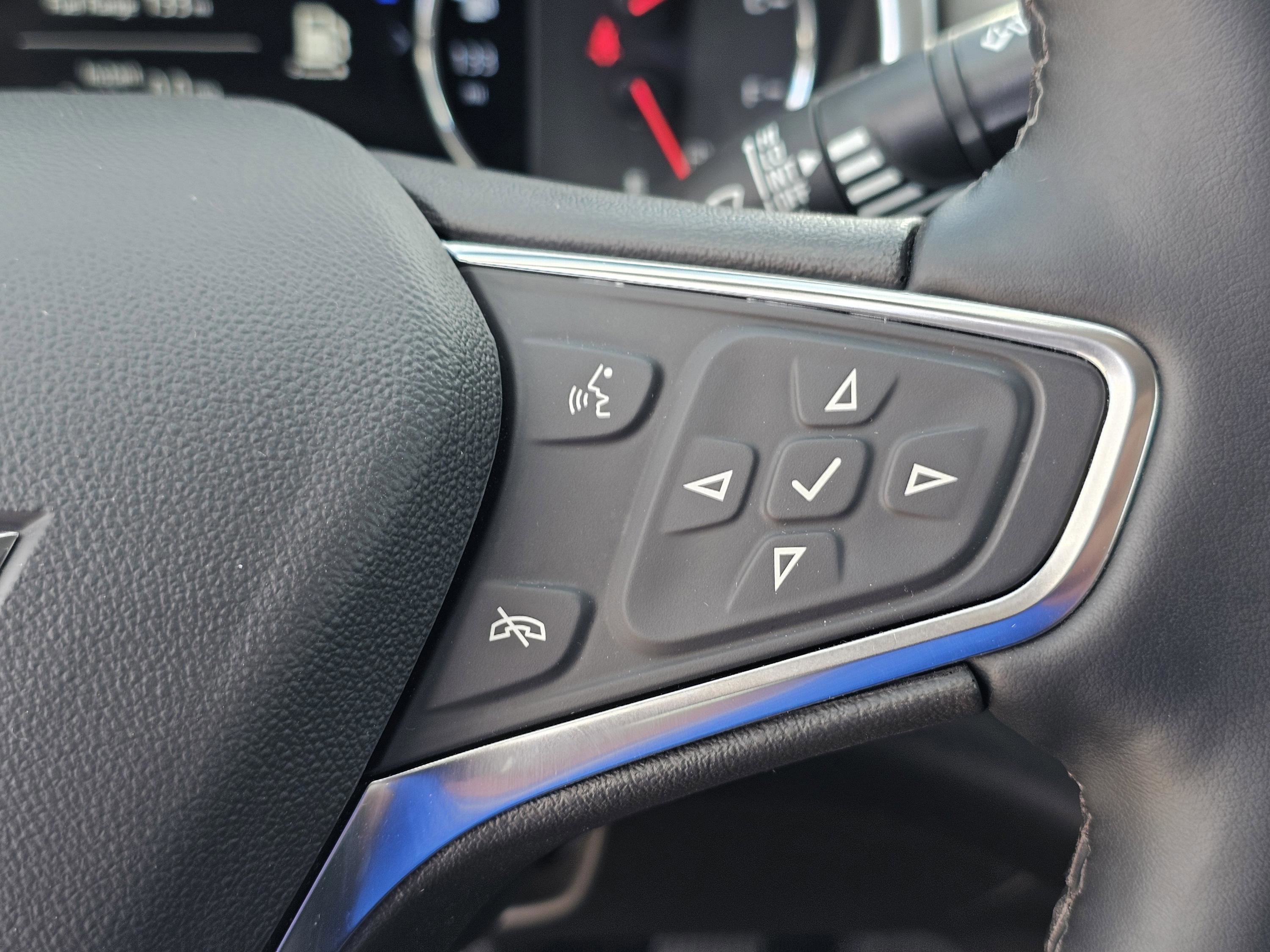2024 Chevrolet Malibu Premier 2LT photo 17