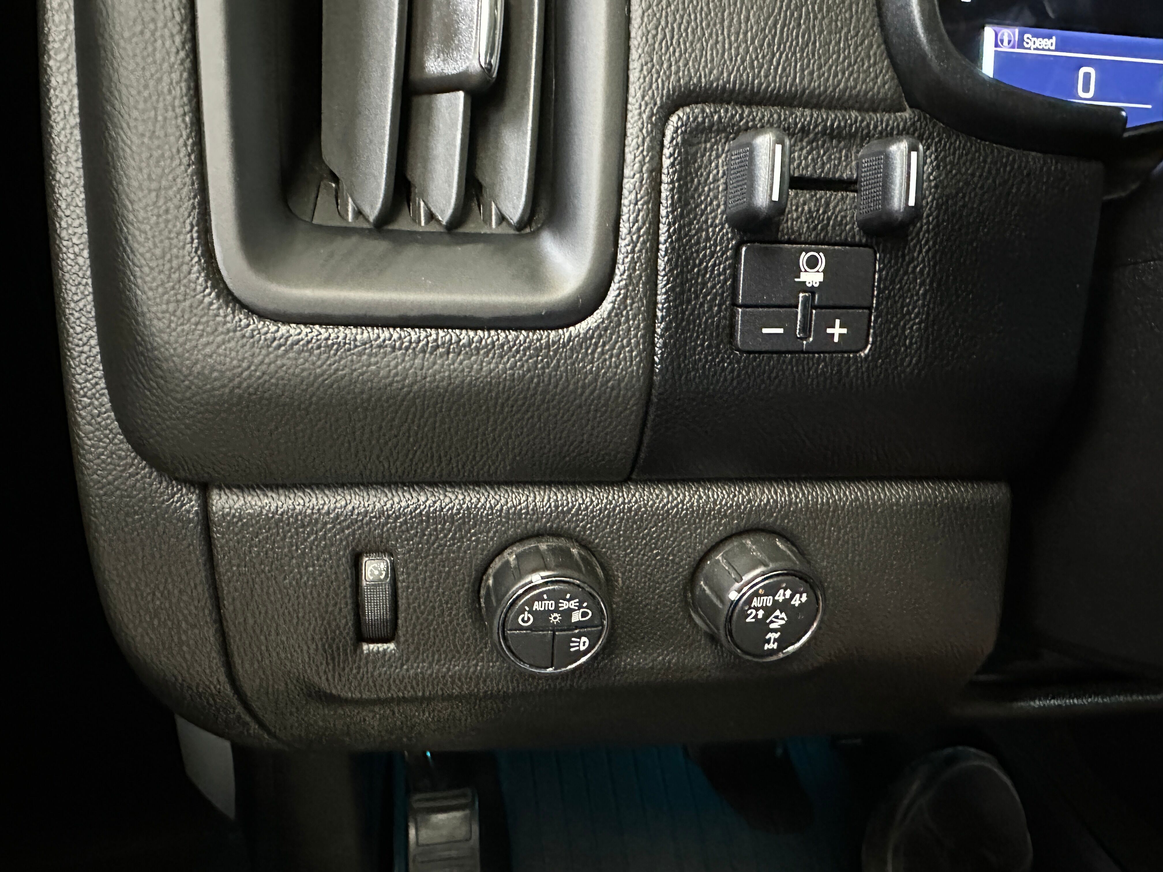 2017 Chevrolet Colorado ZR2 photo 4