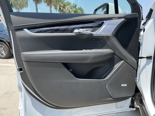 2025 Cadillac XT6 Premium Luxury photo 11