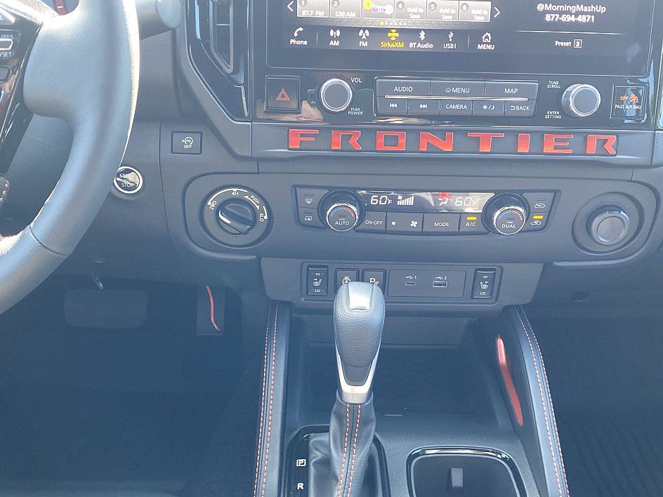 2025 Nissan Frontier PRO-4X photo 11