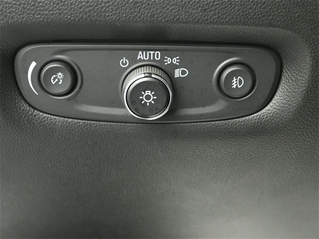 2021 CHEVROLET TRAVERSE - Image 11