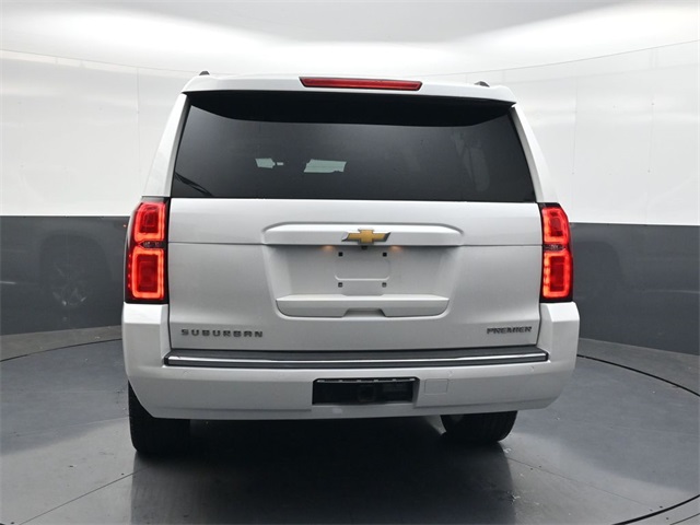 2019 Chevrolet Suburban Premier photo 4