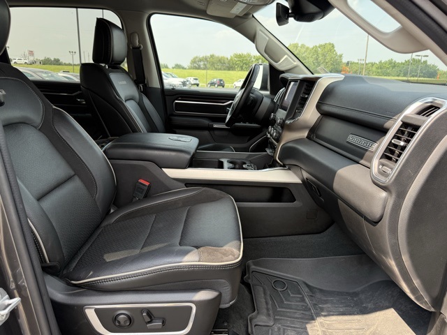 2022 Ram 1500 Laramie photo 10