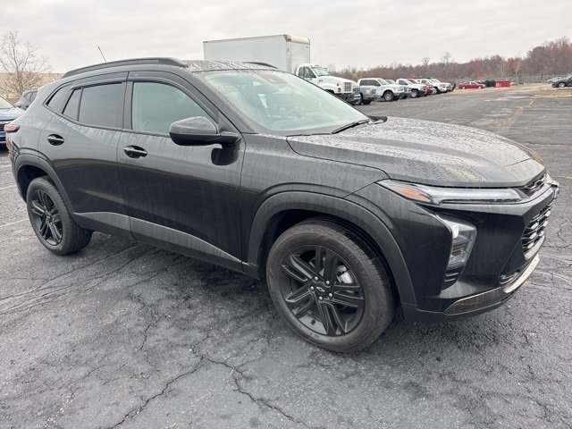 2025 Chevrolet Trax ACTIV photo 3