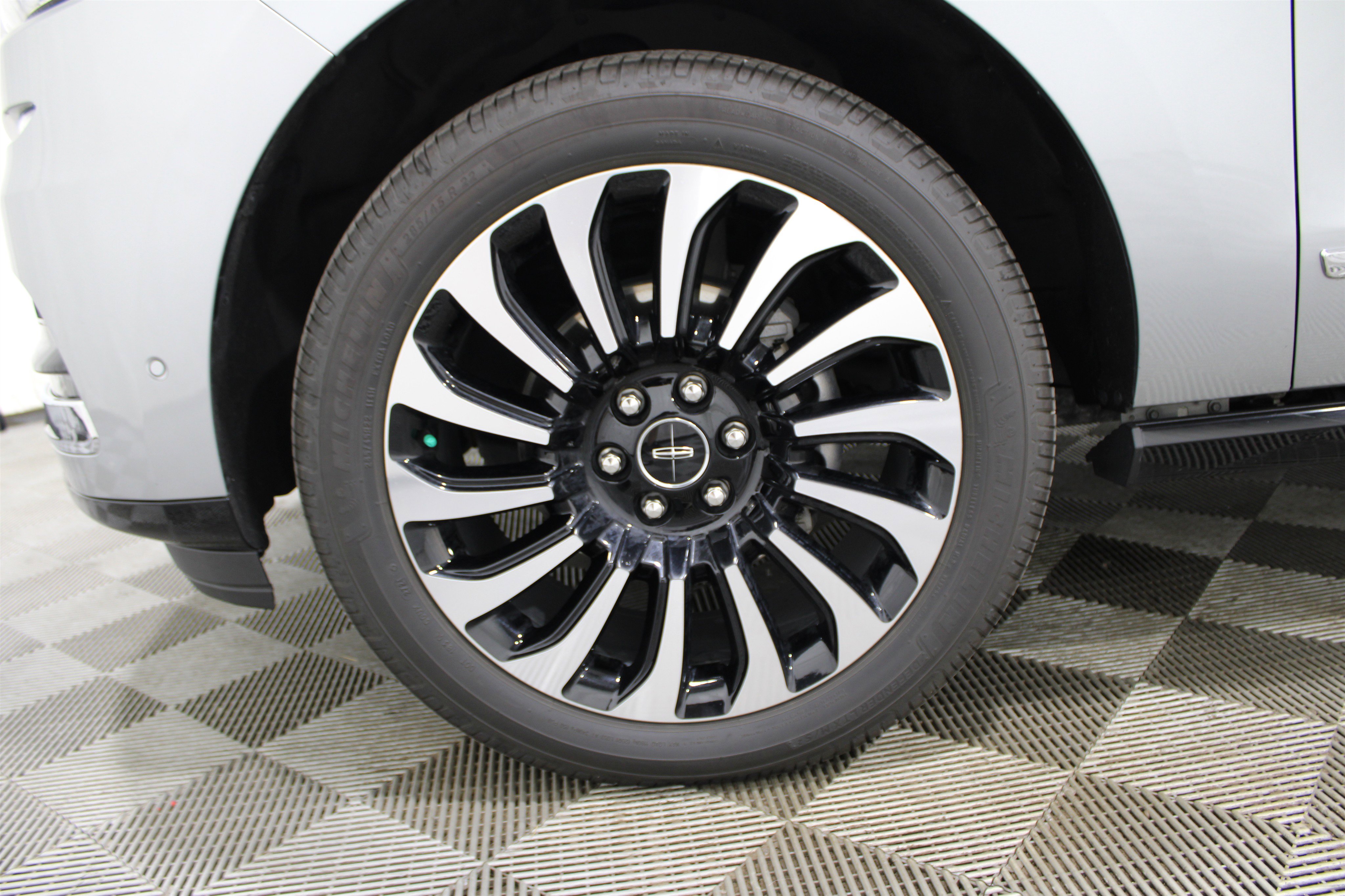 2022 Lincoln Navigator Black Label photo 29