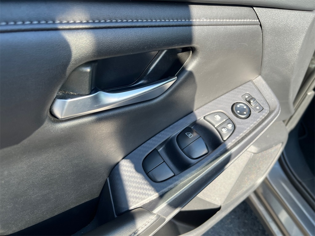 2024 Nissan Sentra SV photo 11