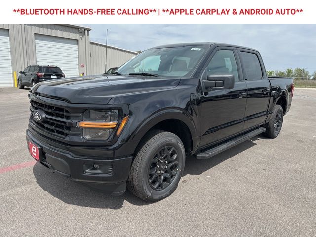 2025 Ford F-150 XLT photo 3