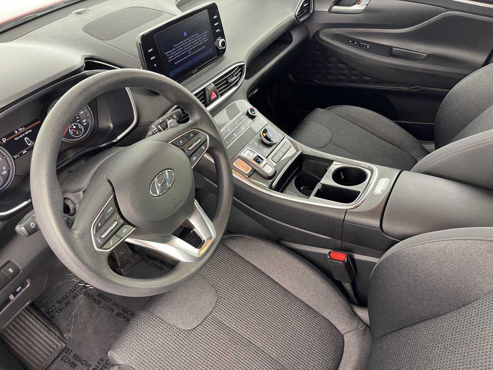 2022 Hyundai Santa Fe SEL photo 2