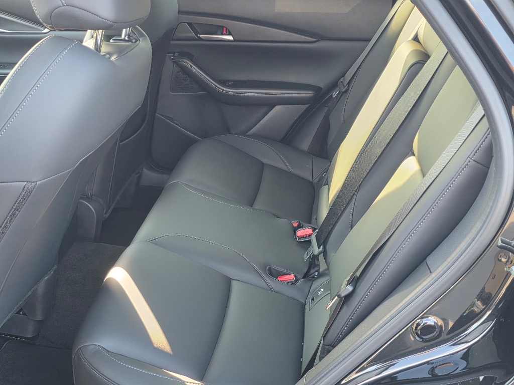2025 Mazda CX-30 2.5 S Preferred photo 10