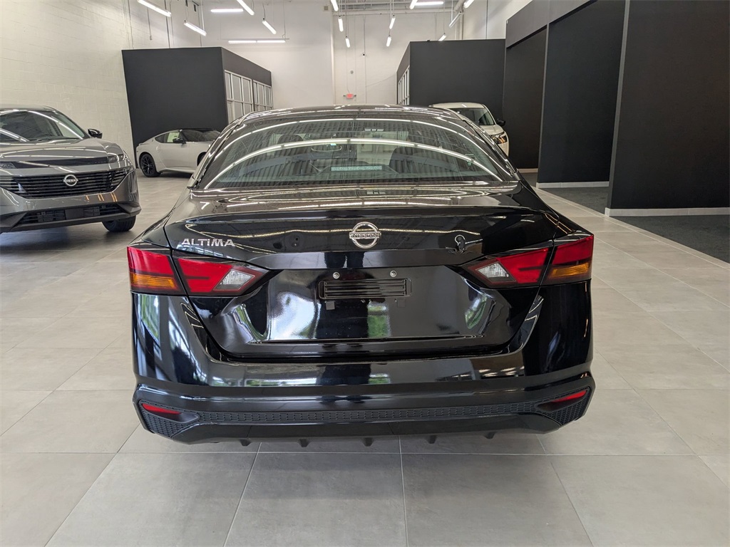 2022 Nissan Altima 2.5 S photo 4