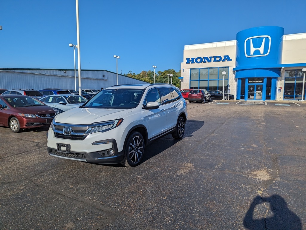 2022 Honda Pilot Touring photo 6