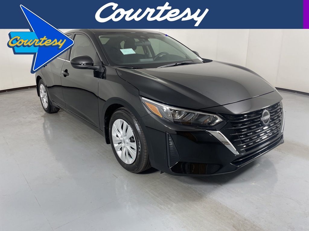 2025 Nissan Sentra S's photo