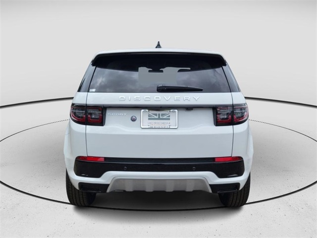 2025 Land Rover Discovery Sport S photo 4