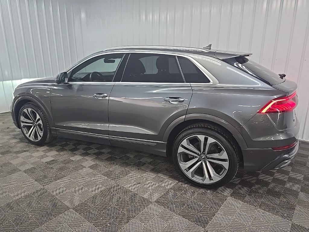 2019 Audi Q8 Prestige photo 4