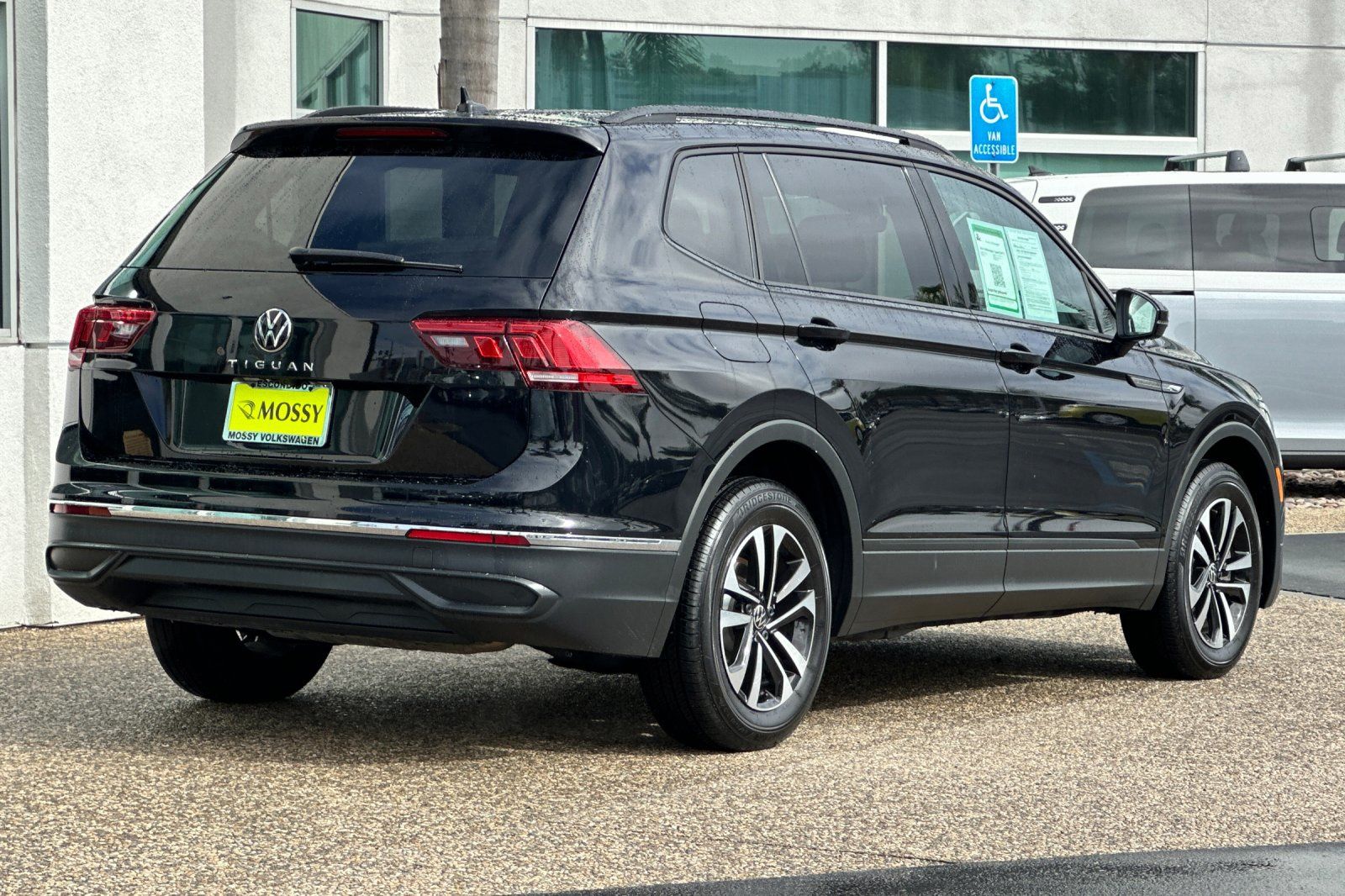 2024 Volkswagen Tiguan S photo 4