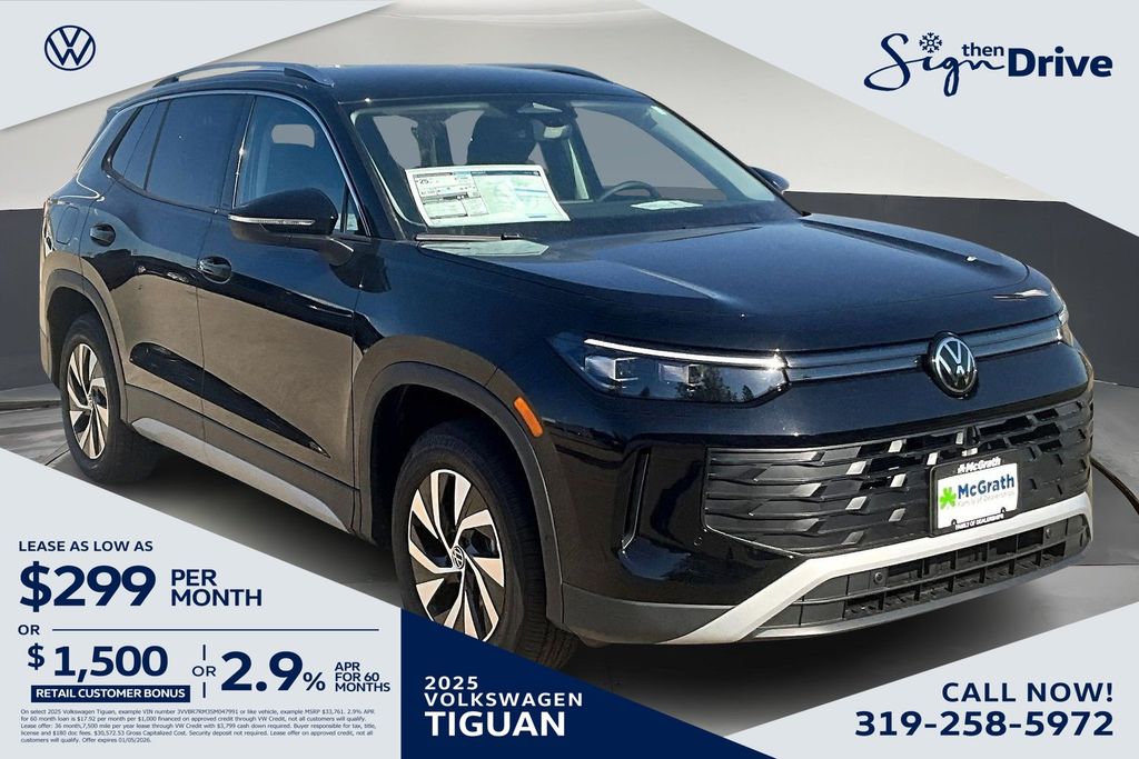 2025 Volkswagen Tiguan S's photo