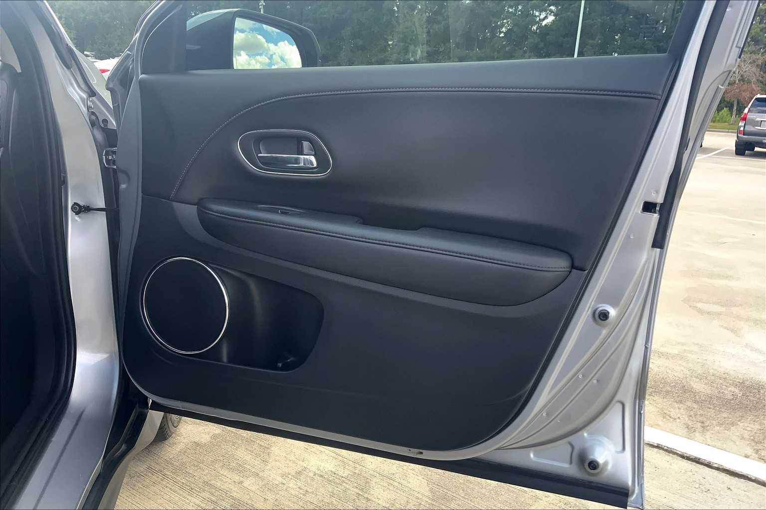 2022 Honda HR-V EX-L photo 21