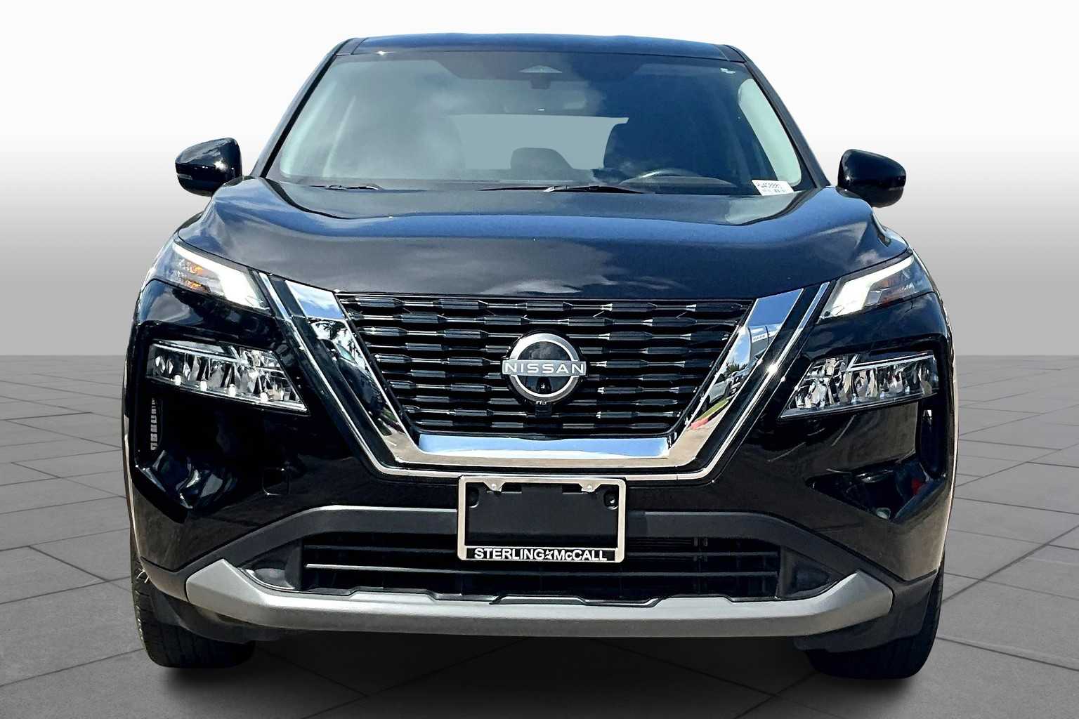 2023 Nissan Rogue SV photo 3