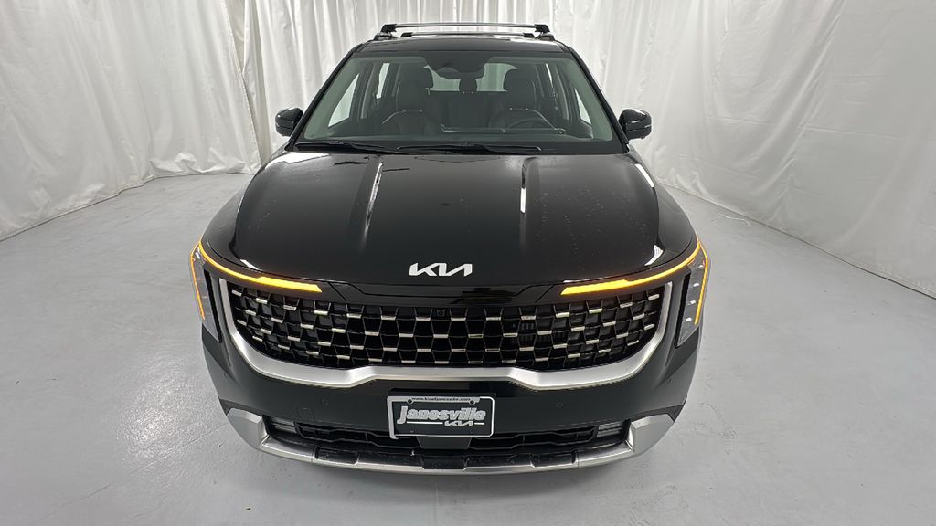 2026 Kia Carnival SX photo 8