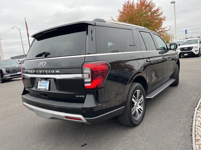 2023 Ford Expedition MAX Limited photo 3