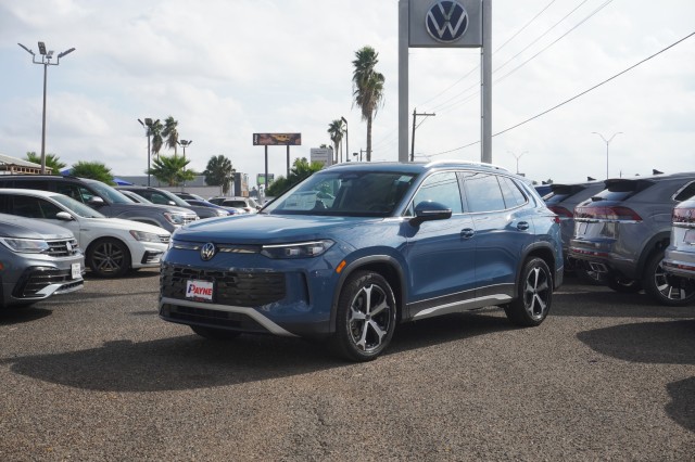 2026 Volkswagen Tiguan SE's photo