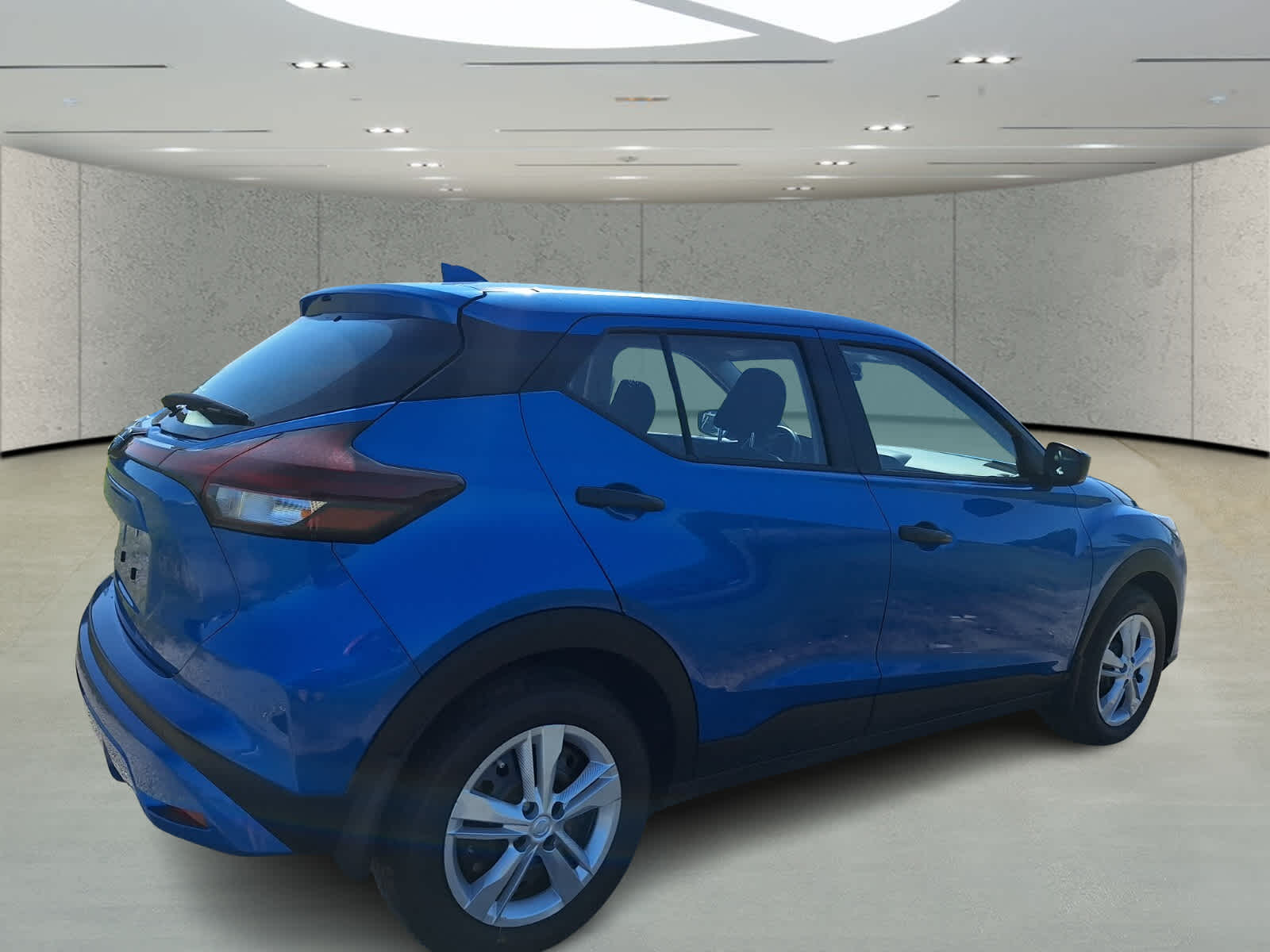 2025 Nissan Kicks Play S photo 5