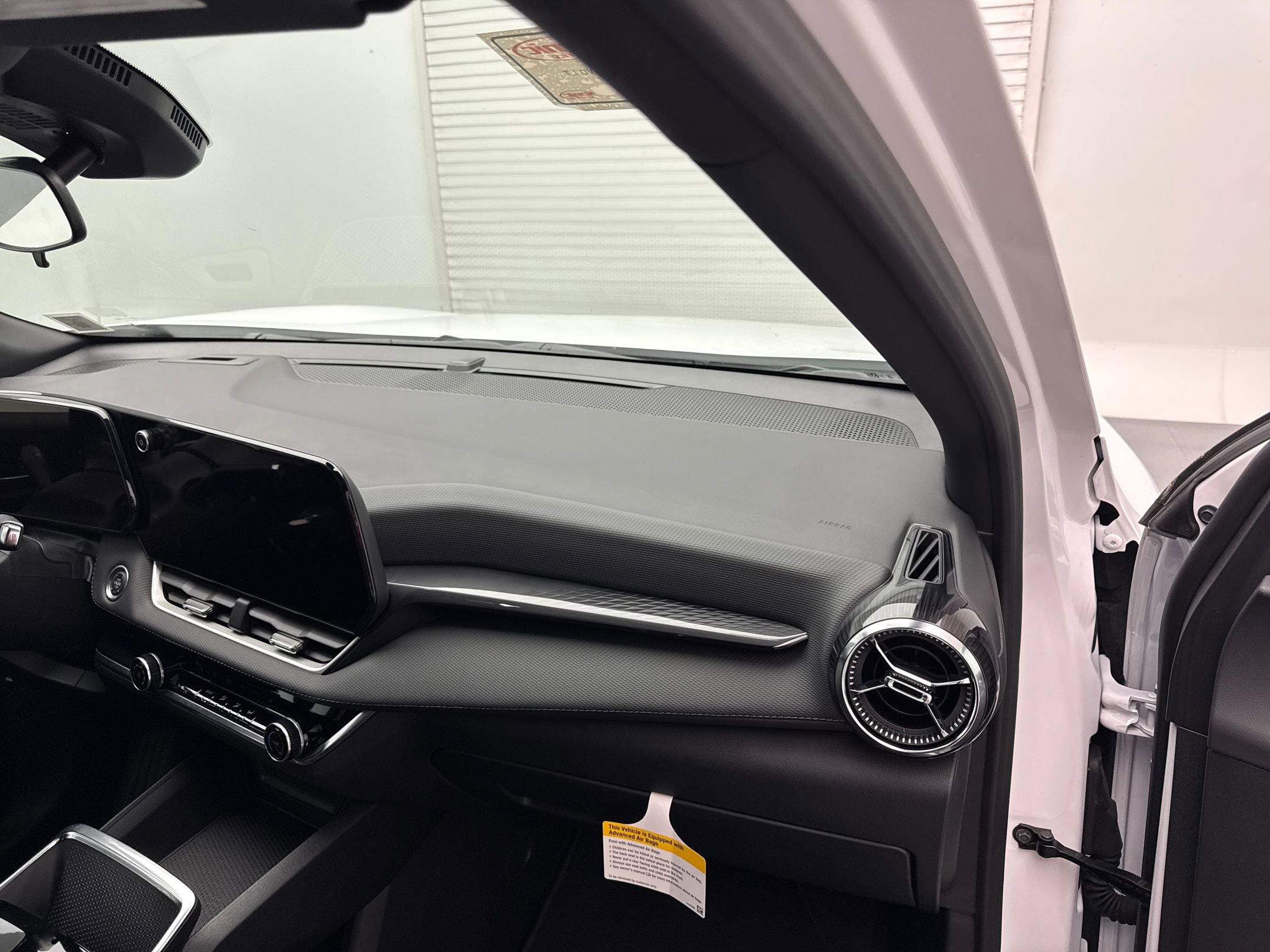 2025 Chevrolet Equinox LT photo 24