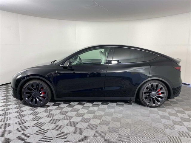2023 Tesla Model Y Performance photo 3