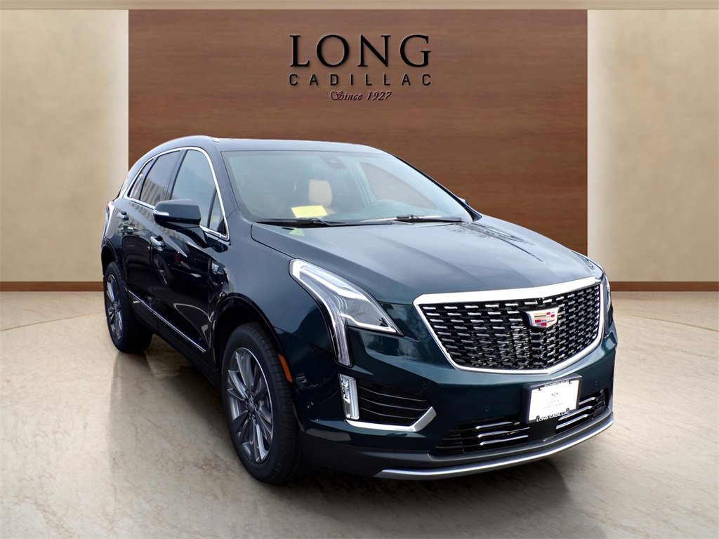 2026 Cadillac XT5 Premium Luxury photo 3
