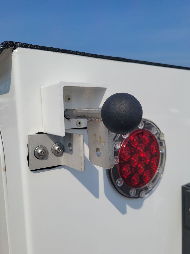 2025 Ford F-350 XLT photo 6