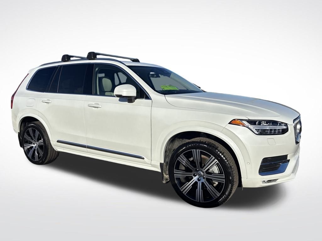 2025 Volvo XC90 Ultra's photo