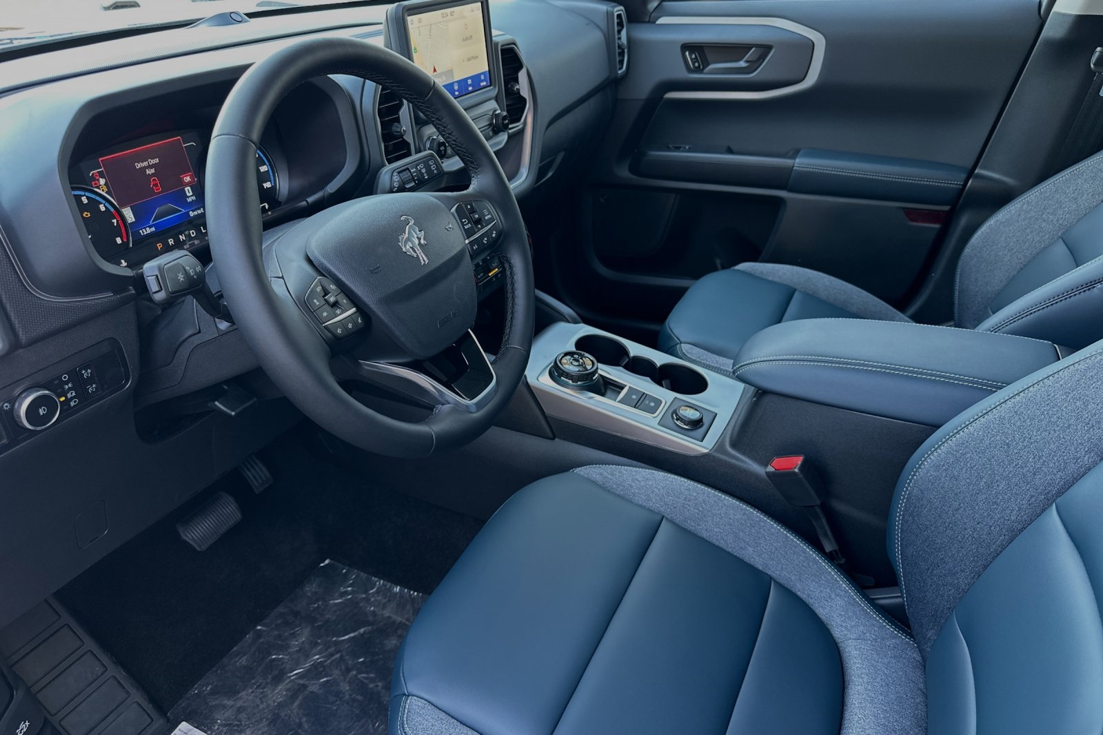 2024 Ford Bronco Sport Outer Banks photo 6