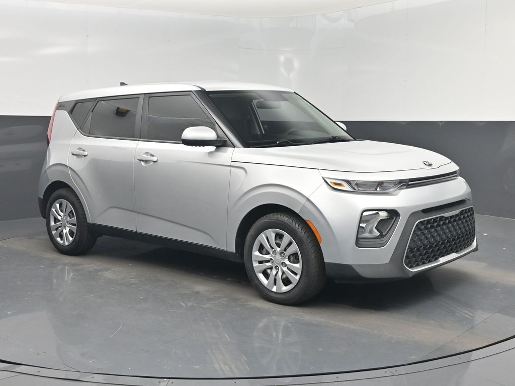 2020 Kia Soul LX's photo