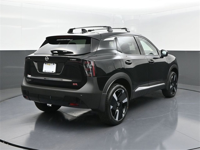 2025 Nissan Kicks SR photo 4