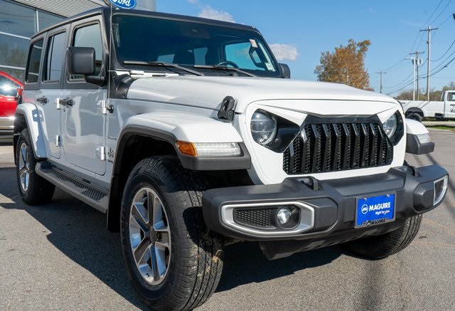 2021 Jeep Wrangler Unlimited Sahara photo 4