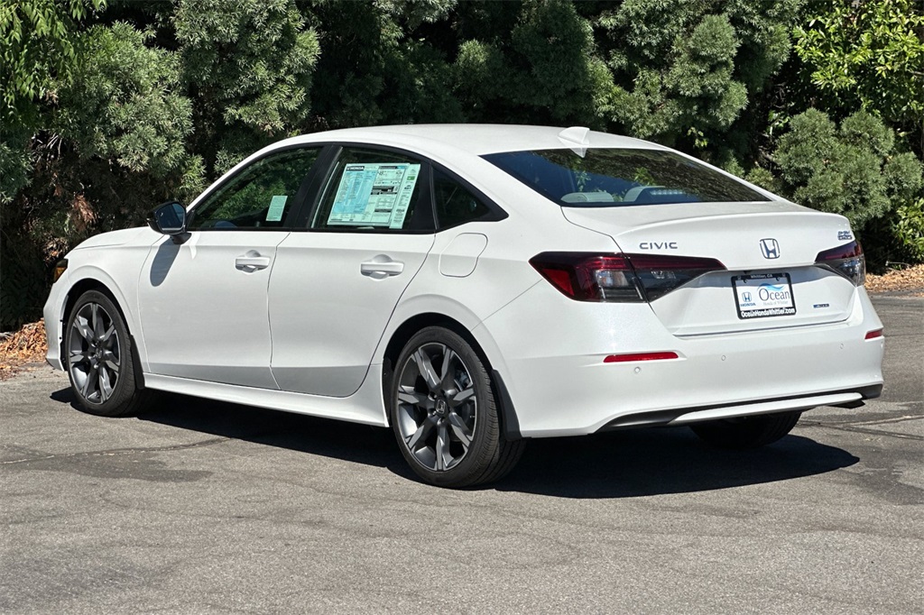 2025 Honda Civic Sport Touring photo 4