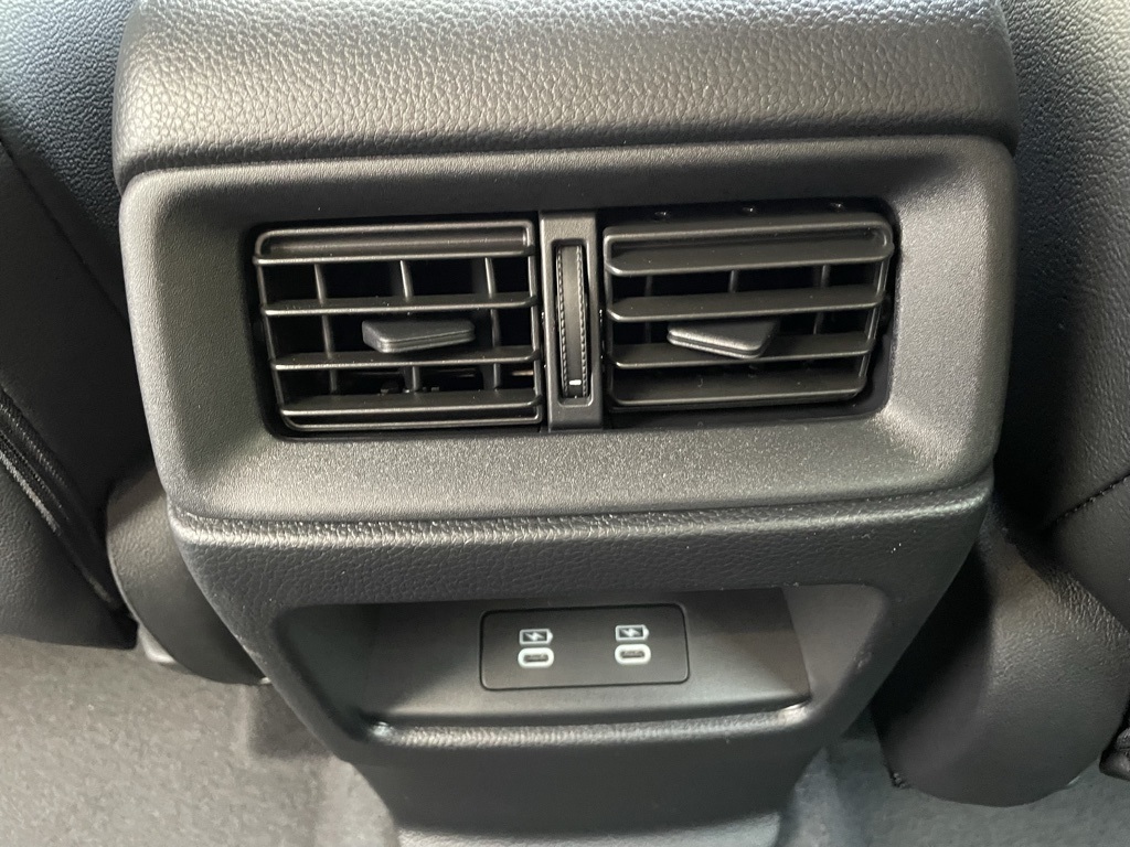 2026 Honda CR-V Hybrid Sport-L photo 8