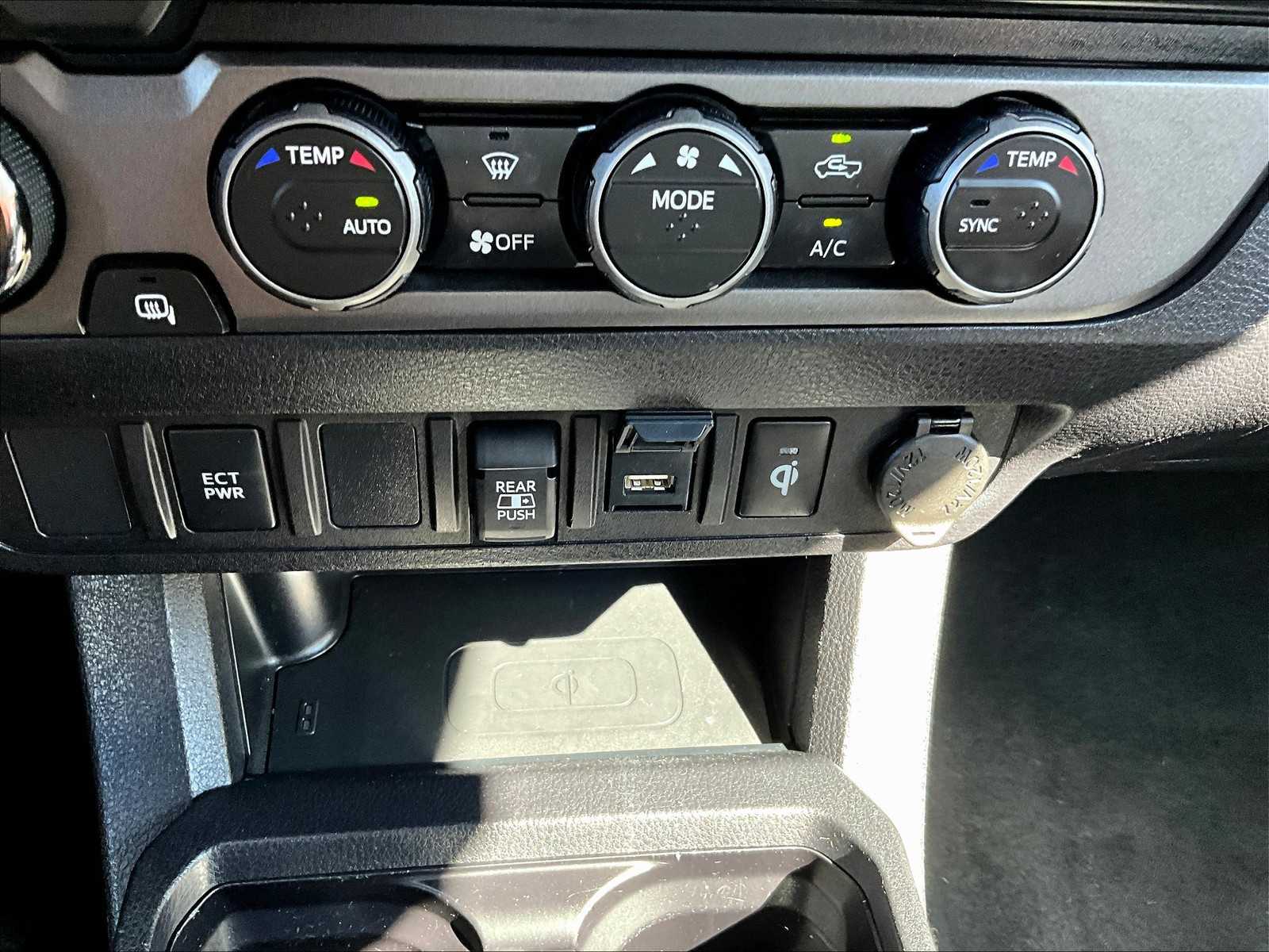 2023 Toyota Tacoma TRD photo 26